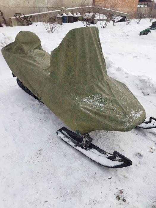 Продам снегоход Yamaha