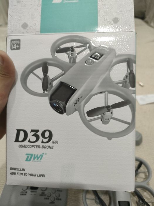 Дрон D 39 хороший