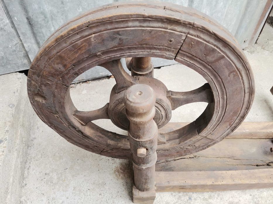 Стар стлгодишен чакрък