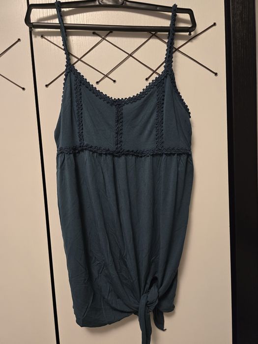 Рокли,потници и блузки