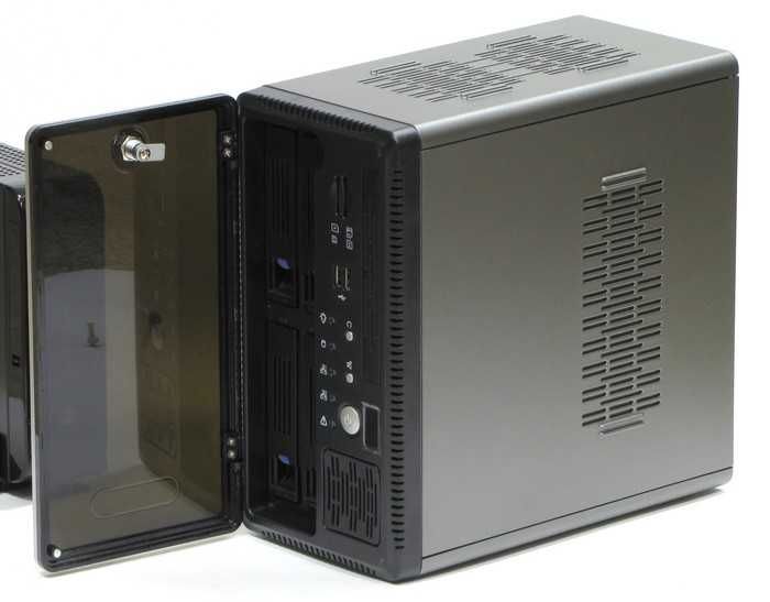 Mini NAS Chenbro + дъно Gigabyte MB10-DATTO-07 (Xeon D-1521, 2x10G LAN) 16GB RAM