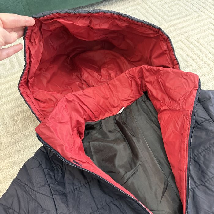 Продам детскую куртку