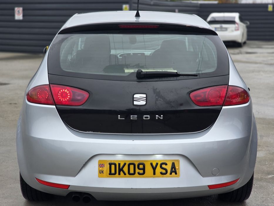 Seat Leon 2009 benzină, 1.490 € — imagine 4
