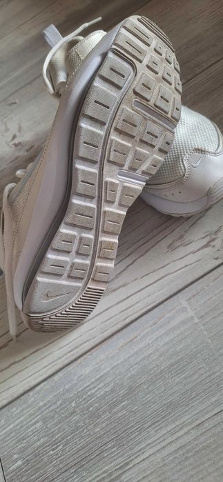 Дамски маратонки Nike