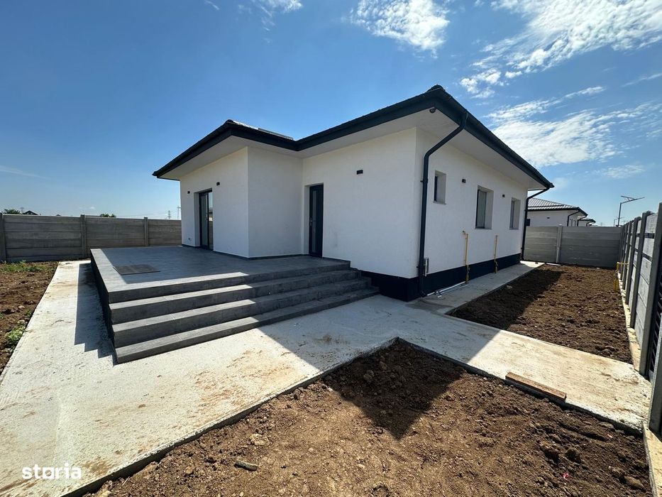 Casa in Clinceni cu incalzire in pardoseala, placa de beton si tripan