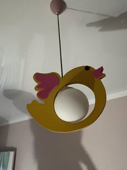 Продам люстру