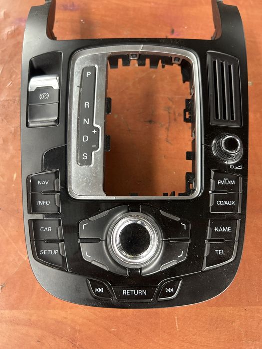 Consola MMI Audi A4 B8 an 2009 ,8T0919609A