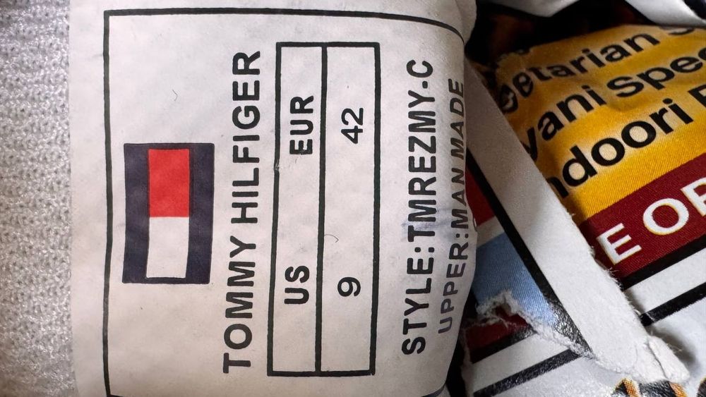 Кроссовки Tommy Hilfiger размер 42