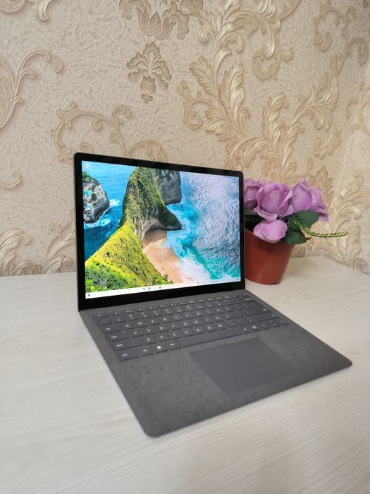 Microsoft Surface Laptop 4