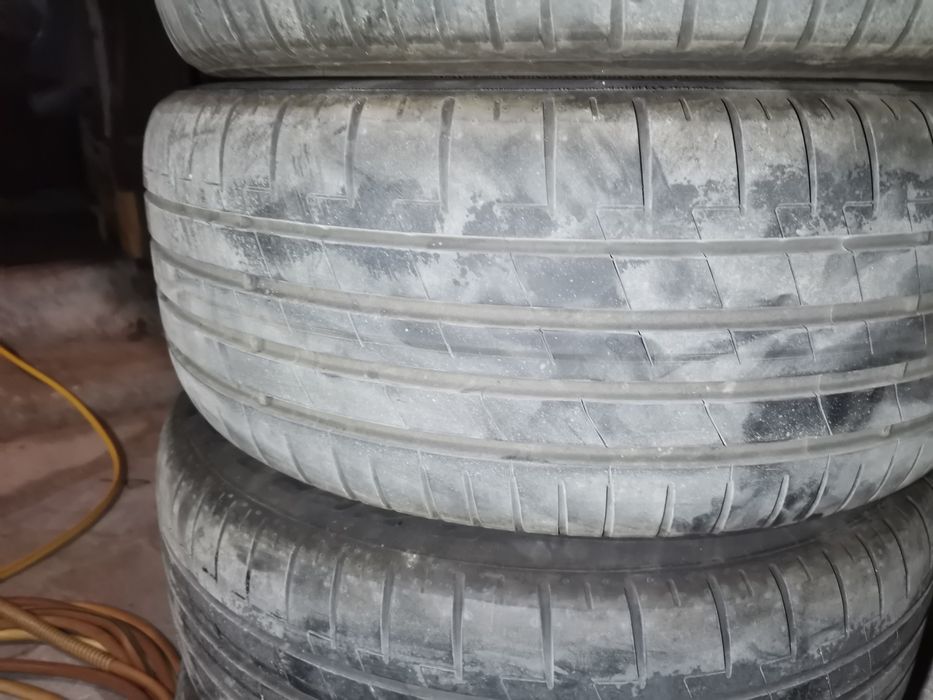 Гуми Pirelli P Zero235/45/R18