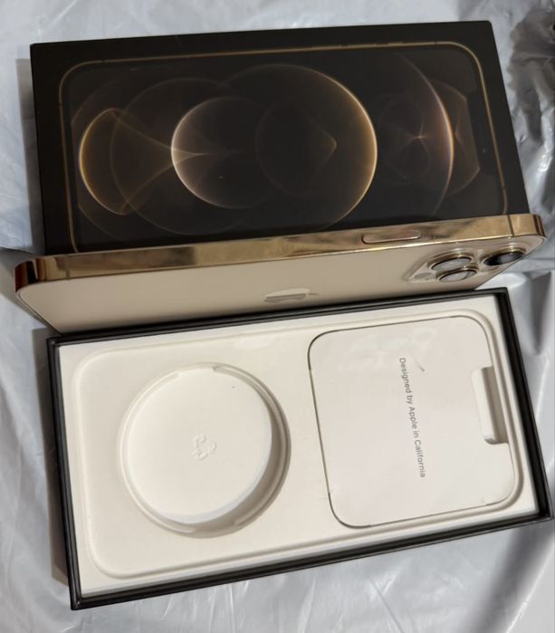 iPhone 12pro MAX 256gb 77akb