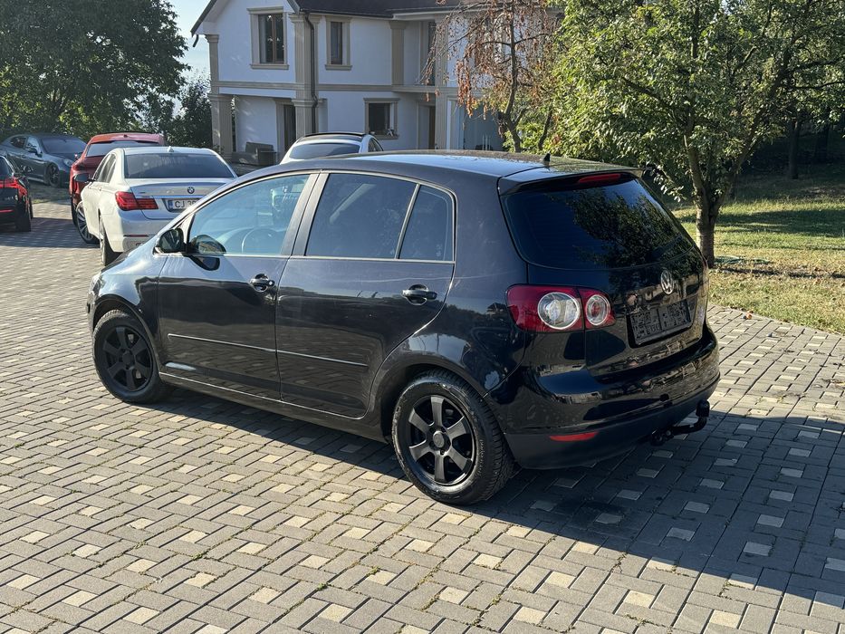 Vw Golf 5 plus 1.9 Tdi 105 cp BLS Euro 4 Manual 5 trepte   Adus din Germania