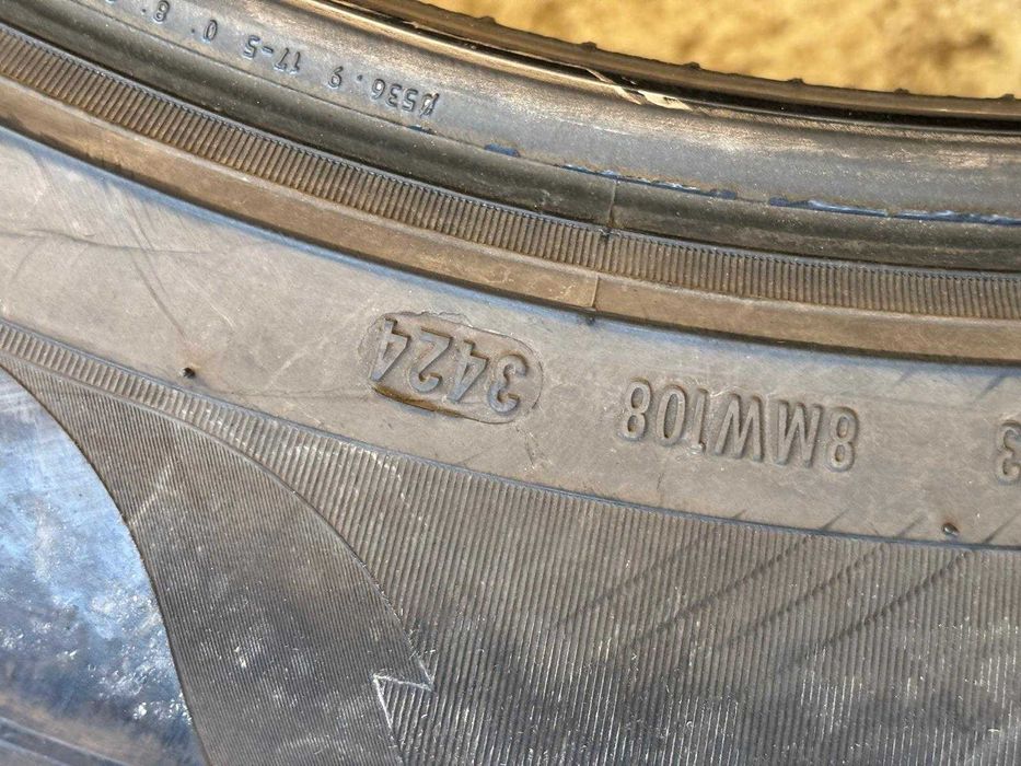Set anvelope de iarna Pirelli Scorpion 275/45/21 + 315/40/21