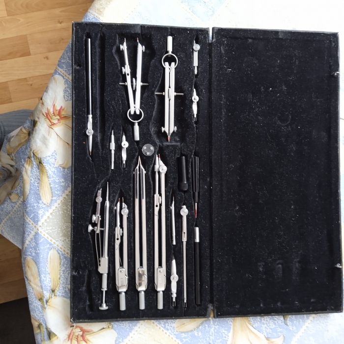 Готовальня для чертежников