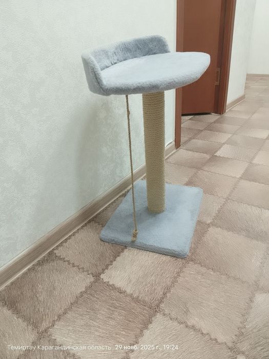 Продам лежанку  когтеточку