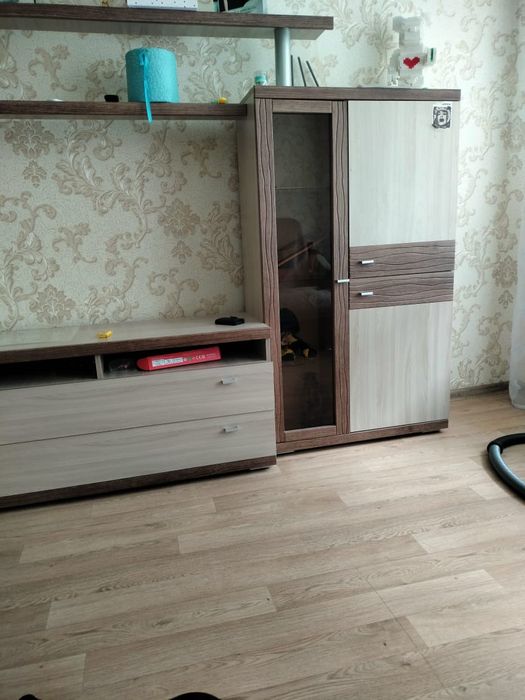 Продам стенку в отличном состоянии