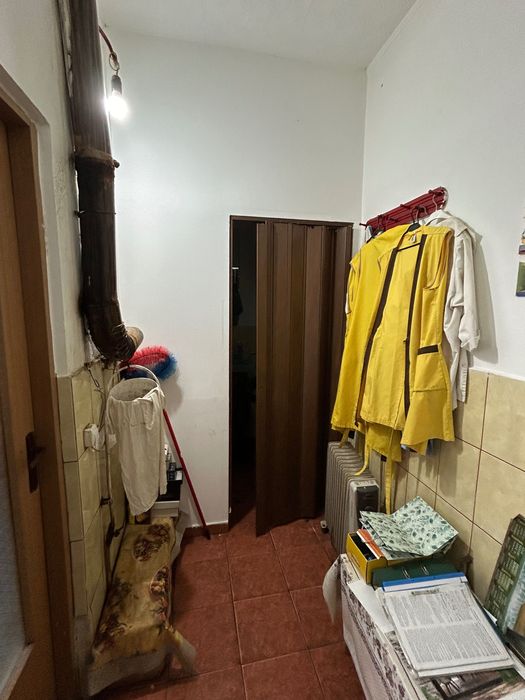Spațiu de vanzare