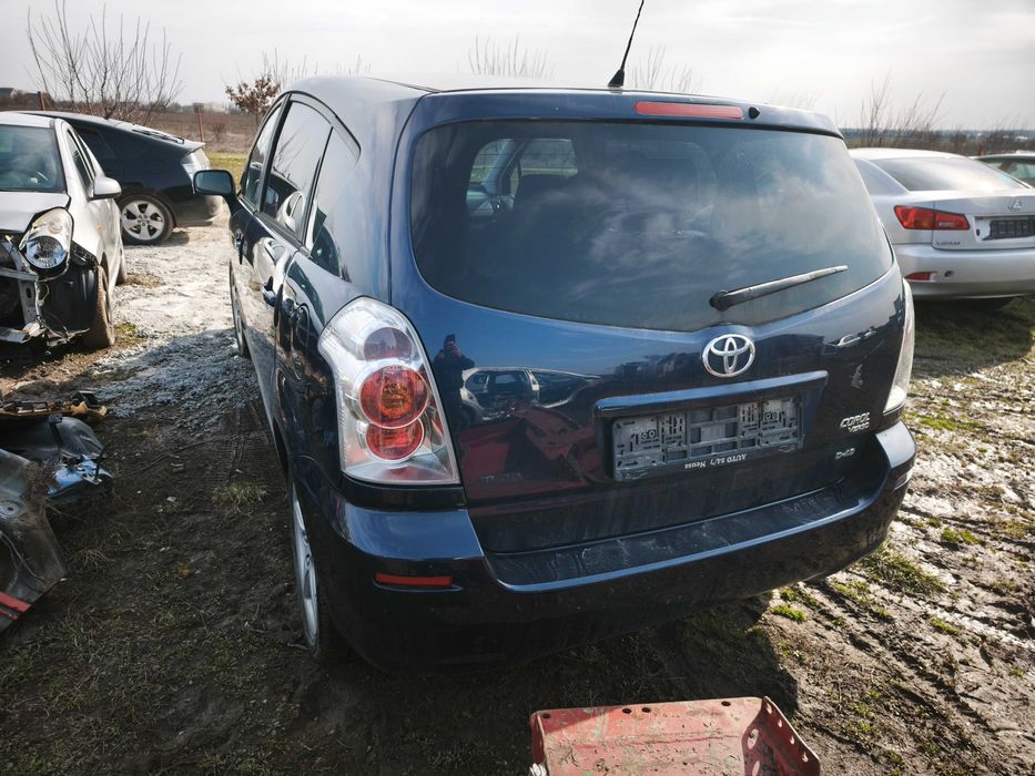 Piese din dezmembrari Toyota corolla verso 2,2 dcat 177 cai 2008