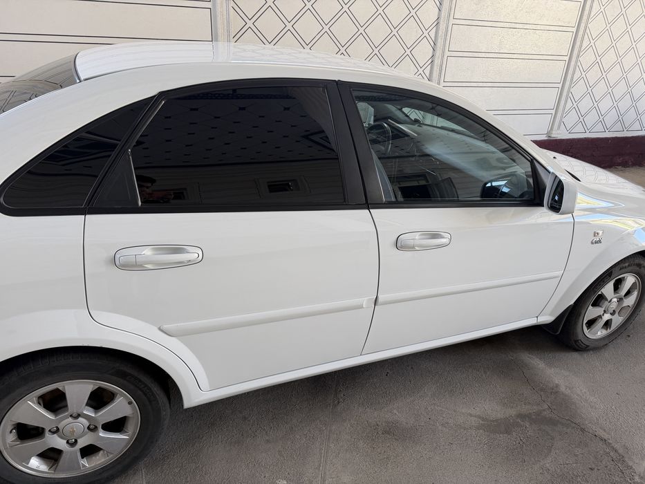 Продается chevrolet gentra 2023