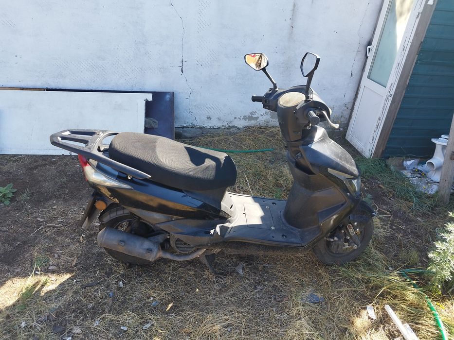 Скутер м8 срочно продам