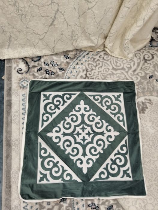 4штук көпшік тыс.