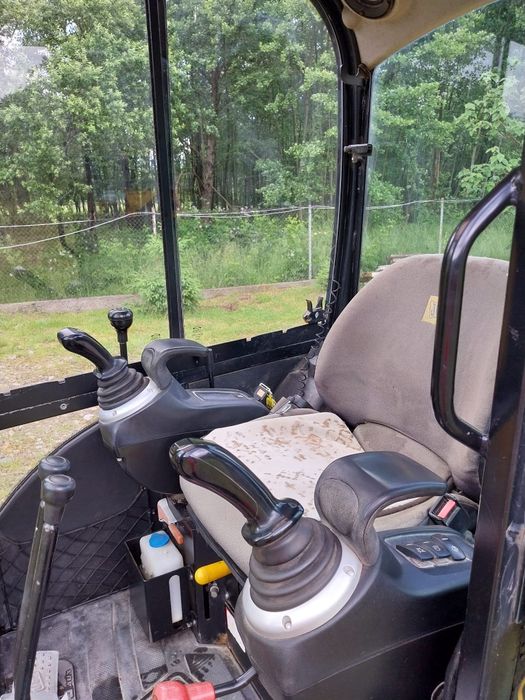 Miniexcavator jcb 8026 Targu Jiu • OLX.ro