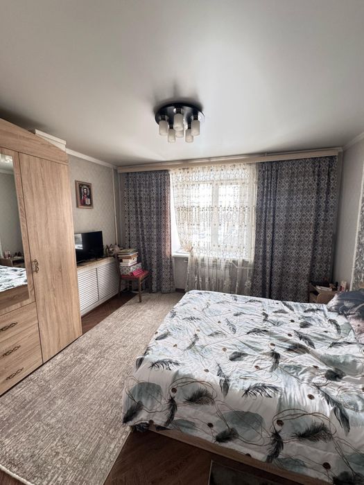 Продам 2-комнатную квартиру