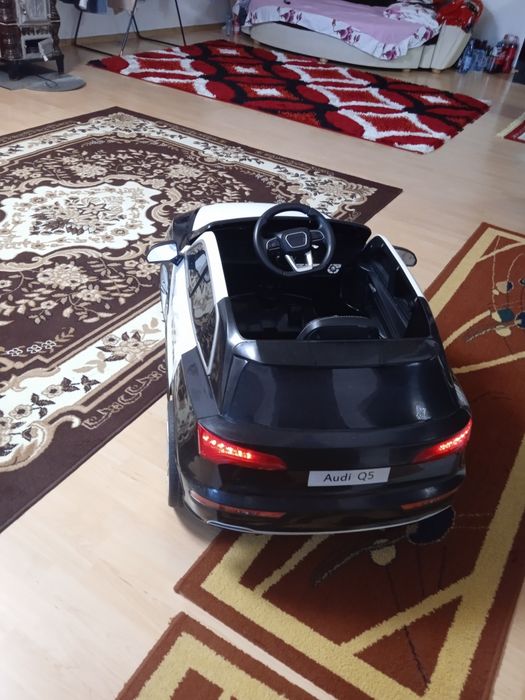 Mașinuță electrică copiii