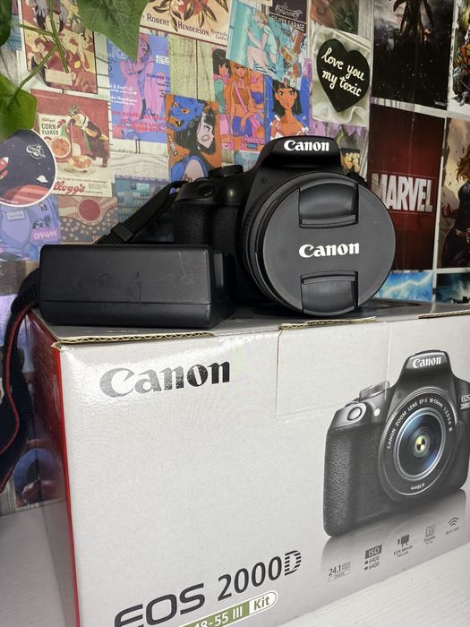 Фотоаппарат canon eos2000D