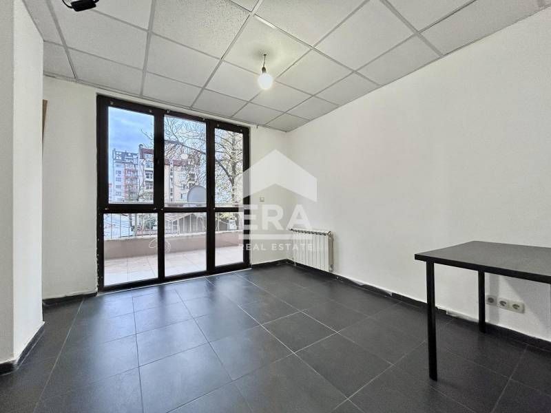 Дава се под наем Офис в София, Център - 125 кв.м за 1100 € - Снимка #5