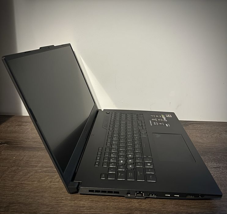 Laptop Gaming ASUS TUF A17 RTX 4050 6Gb Ryzen 7 4,7GHz 16RAM 512Gb Nou