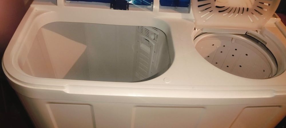 Продам стиралью машину п/а