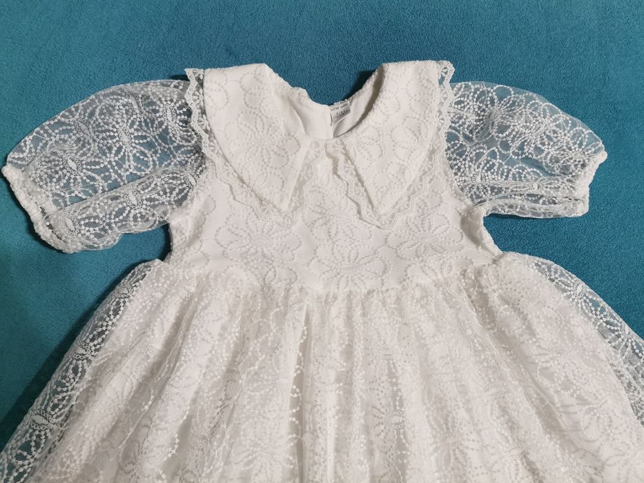 Rochie albă dantelă fetiță 5-6 ani (110-116 cm)