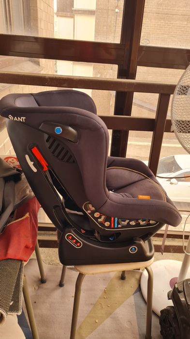 Продам автокресло от 0 до 2 лет.