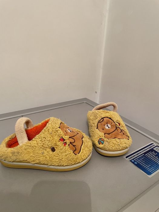 Детские кроссовки