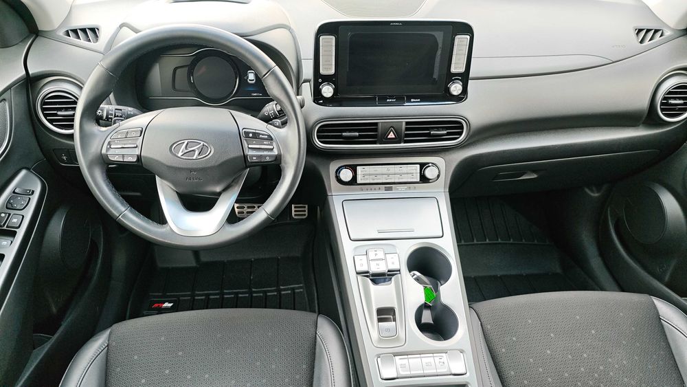 Hyundai Kona Electic 204ks 64KW Tecno