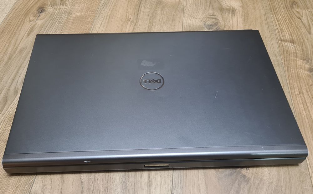 Dell Precision M6600 i7 2720QM, 16 GB RAM, Quadro 3000M, SSD 128 GB