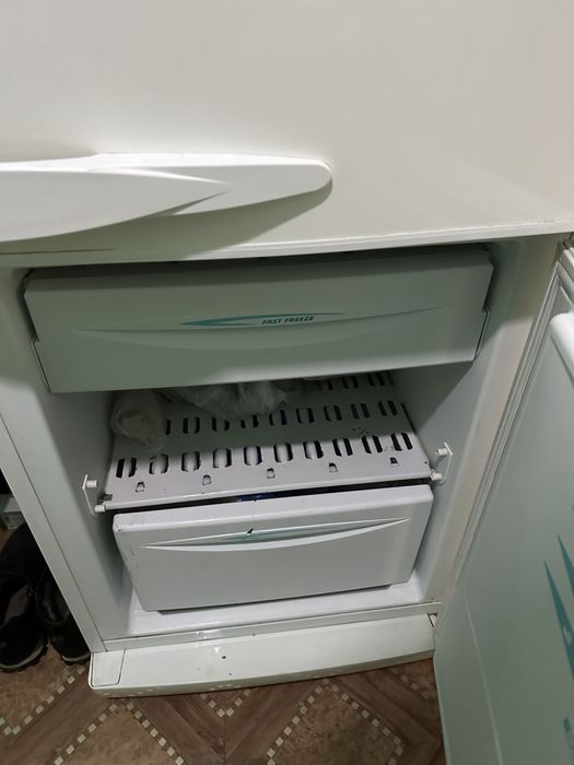 Продам холодильник