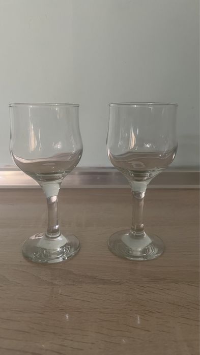 Бокалы, рюмки