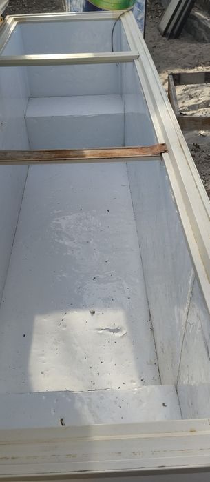 Продается морозильная камера Лар