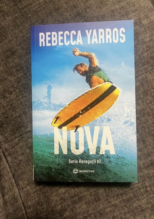 Rebecca Yarros - Nova (Renegatii #2)