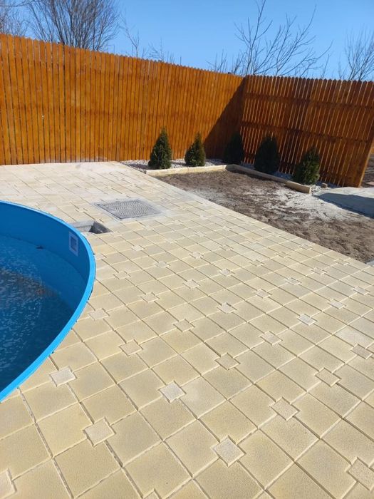 Producător Pavaj – Pachet Complet: Montaj + Materiale + Transport