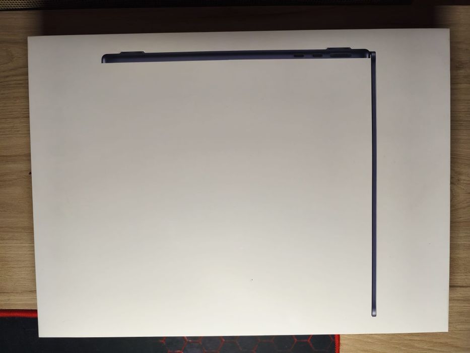 Macbook Air 13 M4 chip 256 Gb Midnight