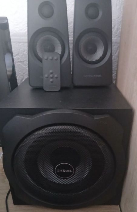 Sistem audio Pc. Tv. telefon.