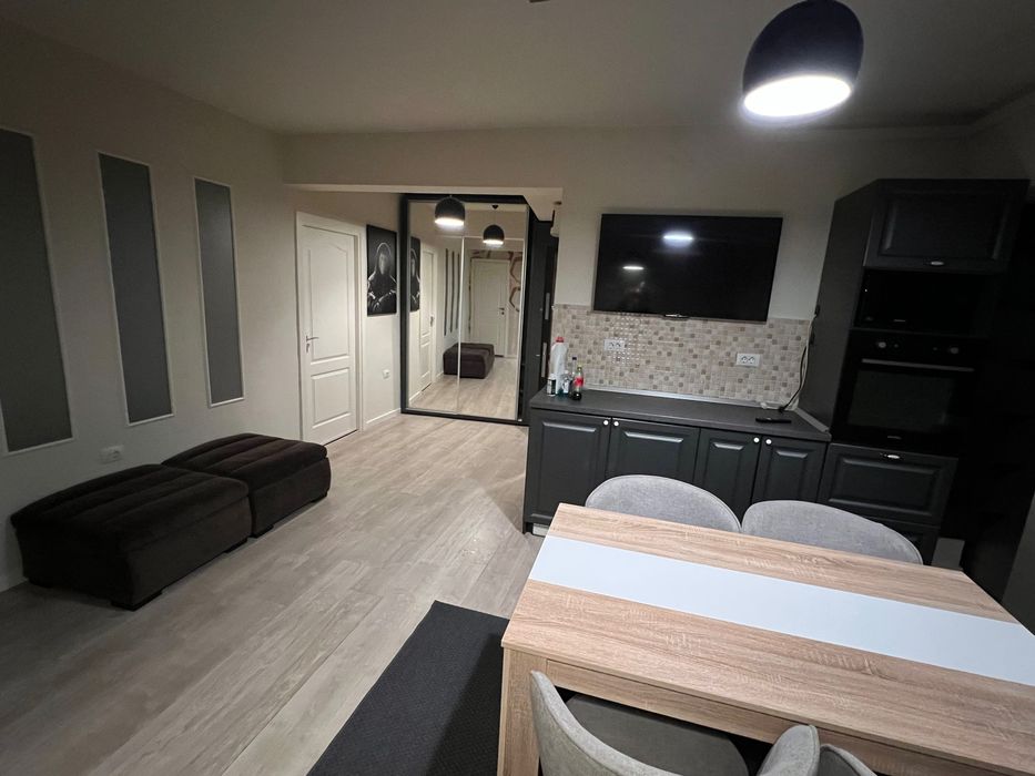 Apartament centru de inchiriat