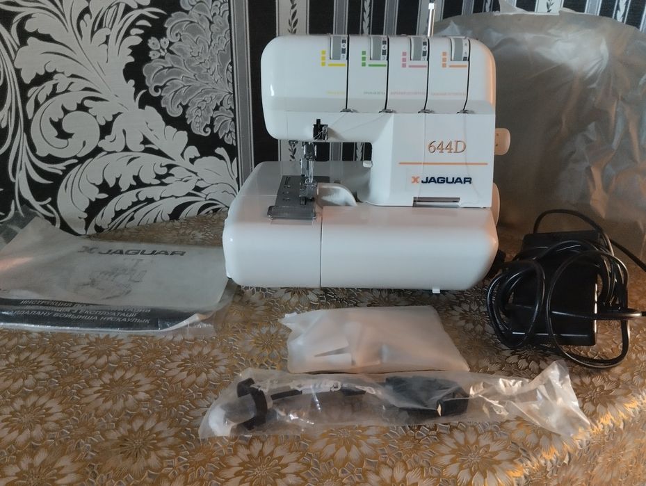 Оверлок новый Jaguar