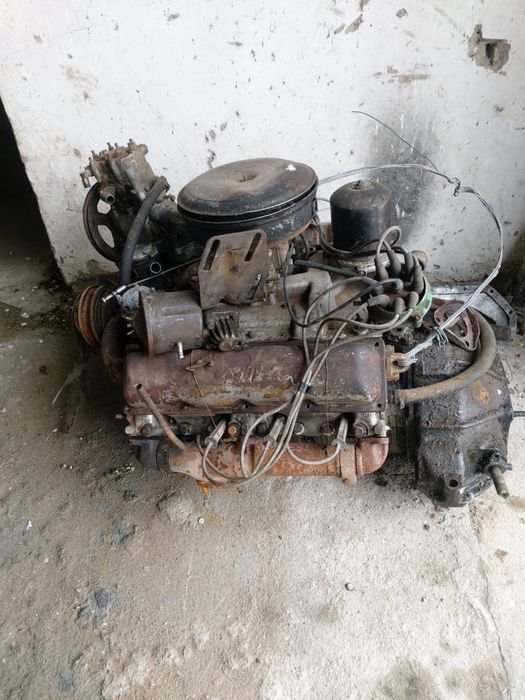 Мотор Зил 131 уралски