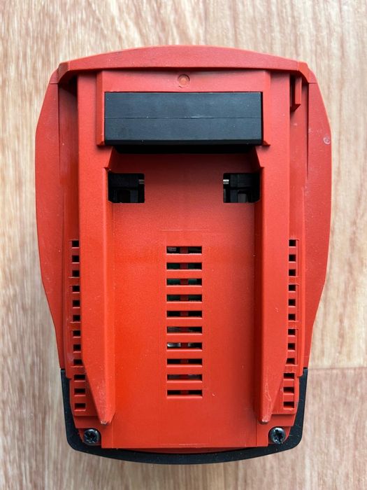 Hilti батарея новая