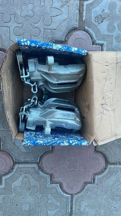 Тормозной суппорт, новый