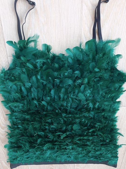 Топ бюстие с естествени пера